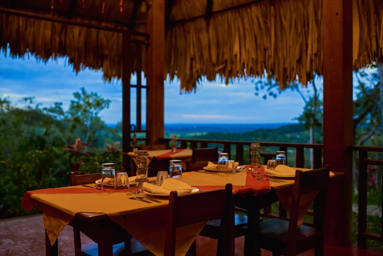Amber Sunset Jungle Resort 圣伊格纳西奥 外观 照片